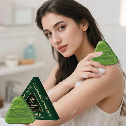 Savon Shampooing aux Plantes Naturelles – Usmanthus, Cyprès & Extraits Végétaux – 120 g